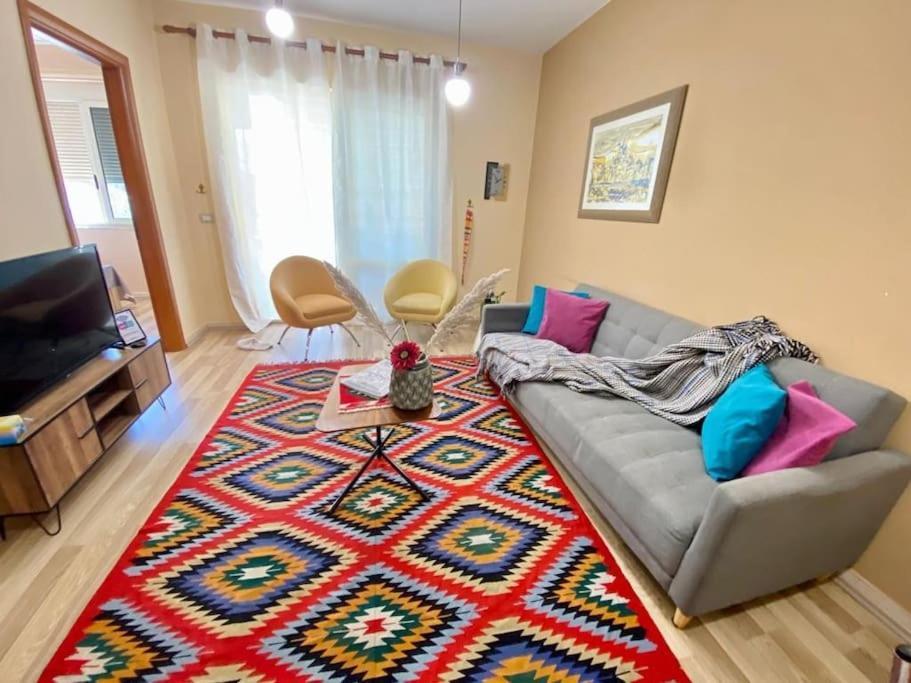 Apartmán *Heart Of New Bazaar 1 Bed Apt* Tirana Exteriér fotografie